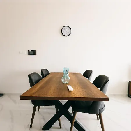 Modern 1-bed-home In Riverside Life Residence, Long Beach, Iskele Διαμέρισμα